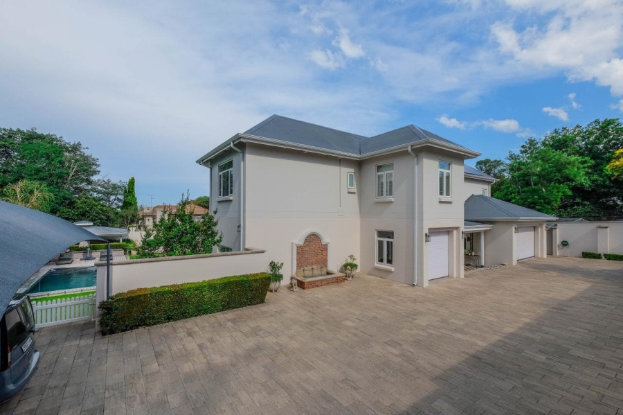 5 Bedroom Property for Sale in Bryanston Gauteng