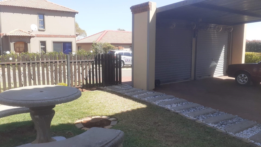 3 Bedroom Property for Sale in Albertsdal Gauteng