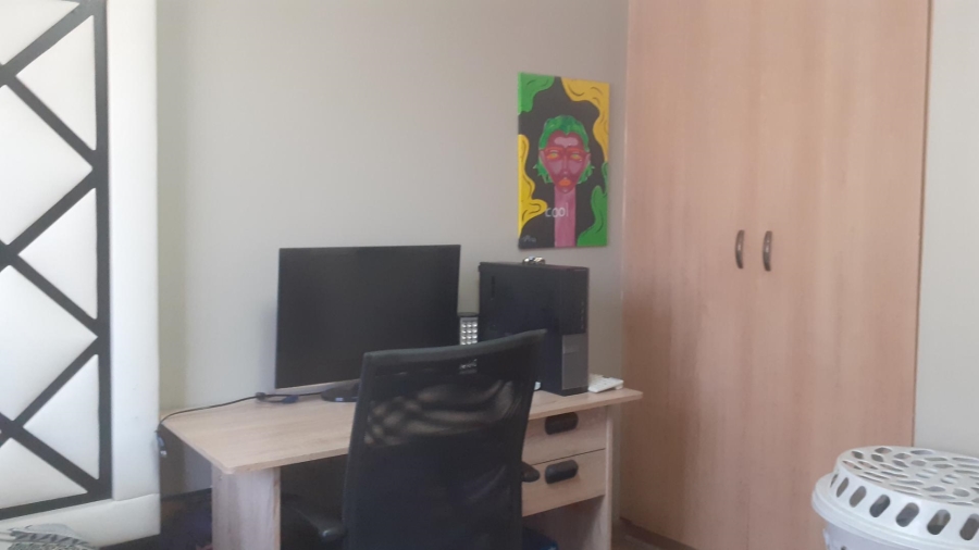3 Bedroom Property for Sale in Albertsdal Gauteng