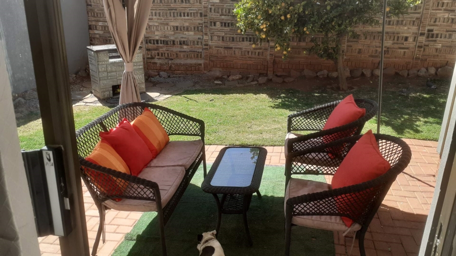 3 Bedroom Property for Sale in Albertsdal Gauteng