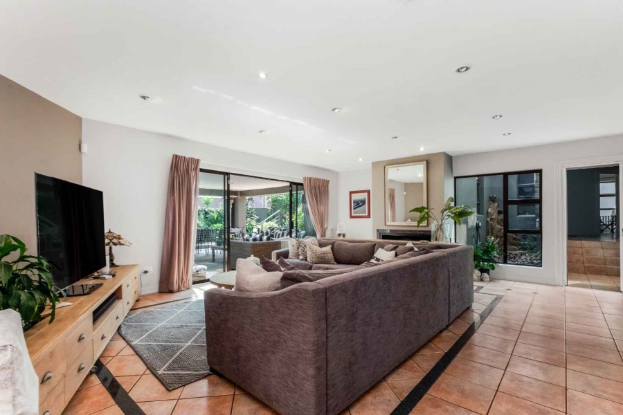 4 Bedroom Property for Sale in Fourways Gardens Gauteng