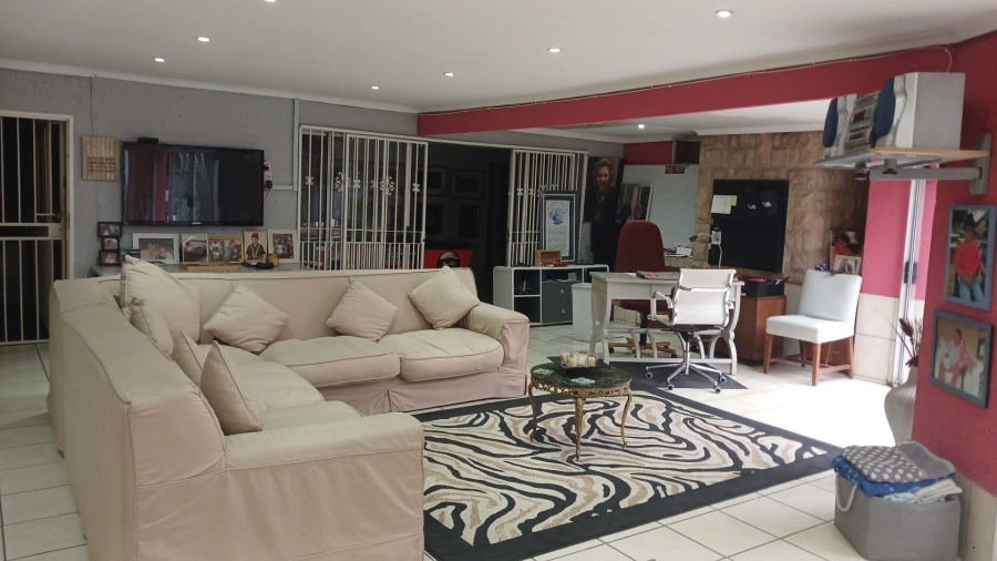 3 Bedroom Property for Sale in Freeway Park Gauteng
