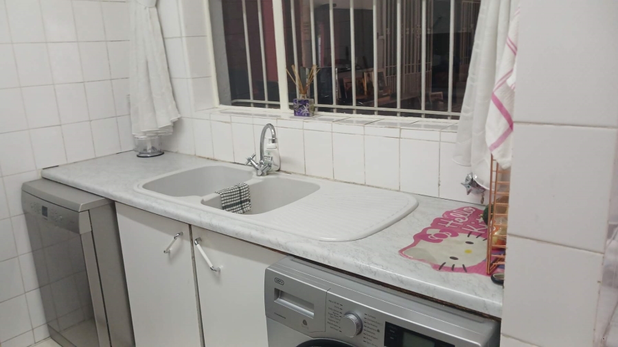 3 Bedroom Property for Sale in Freeway Park Gauteng