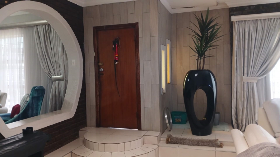 3 Bedroom Property for Sale in Freeway Park Gauteng