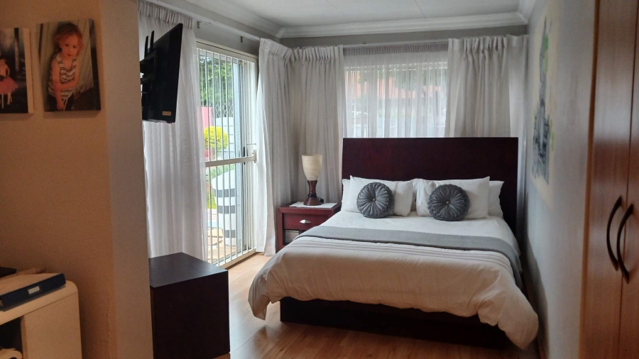 3 Bedroom Property for Sale in Freeway Park Gauteng