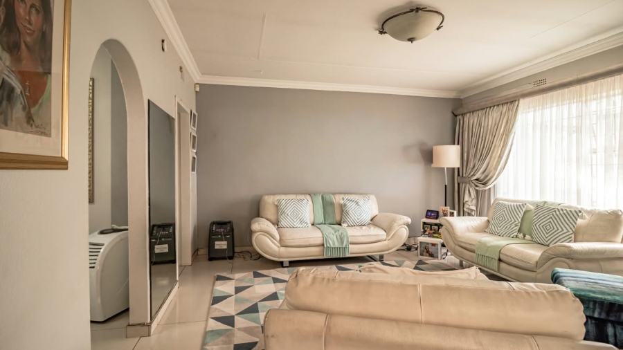 3 Bedroom Property for Sale in Freeway Park Gauteng