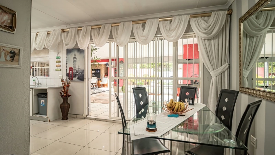 3 Bedroom Property for Sale in Freeway Park Gauteng