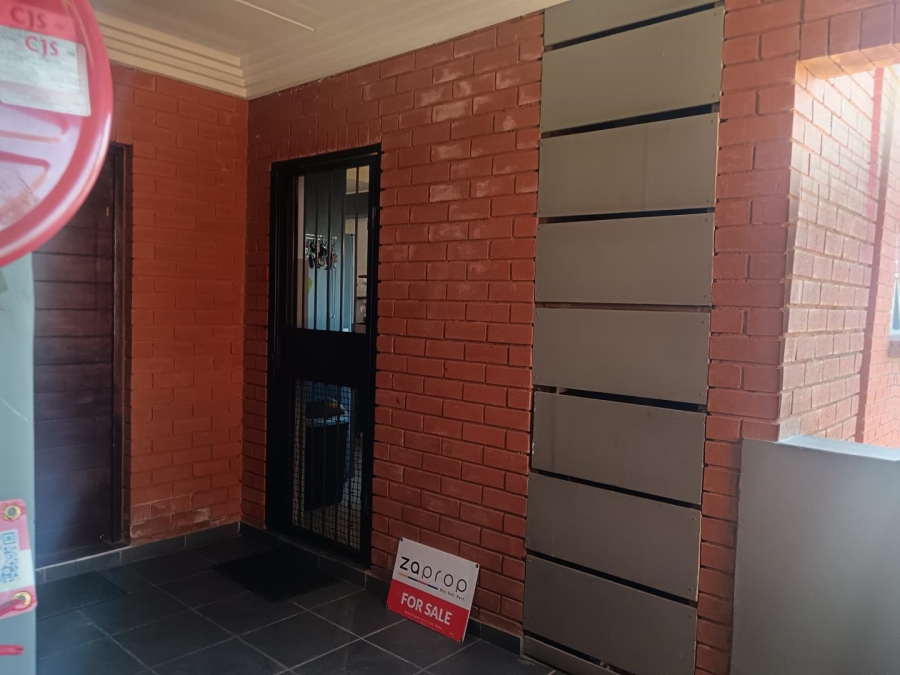 3 Bedroom Property for Sale in Eveleigh Gauteng