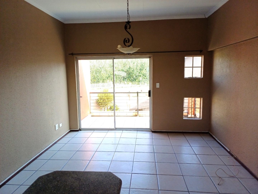 To Let 2 Bedroom Property for Rent in Honeydew Gauteng