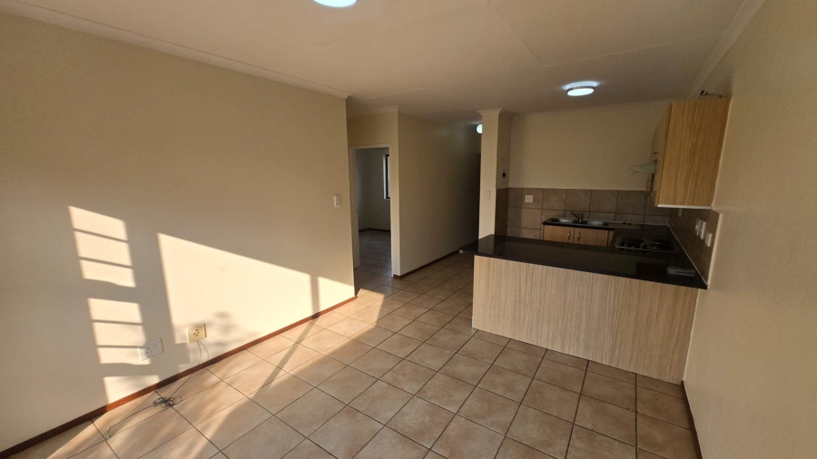 To Let 2 Bedroom Property for Rent in Noordhang Gauteng
