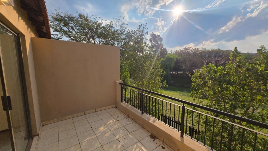 To Let 2 Bedroom Property for Rent in Noordhang Gauteng