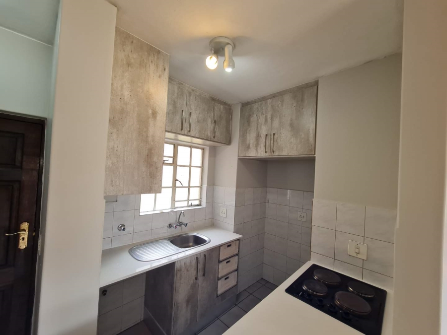 To Let 1 Bedroom Property for Rent in Sharonlea Gauteng
