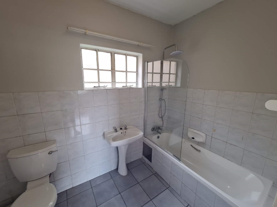 To Let 1 Bedroom Property for Rent in Sharonlea Gauteng