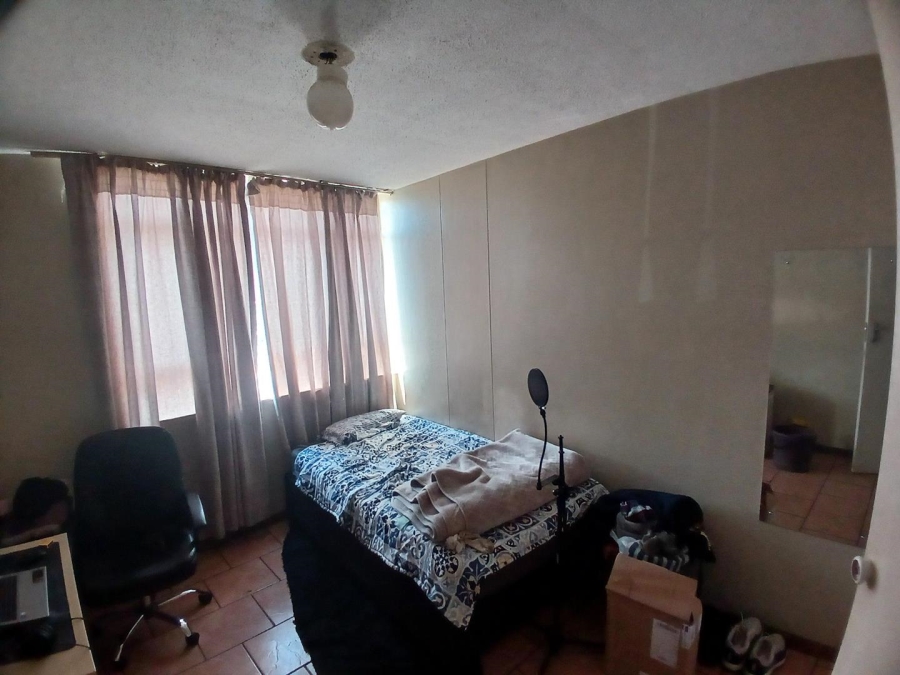 1 Bedroom Property for Sale in Hatfield Gauteng