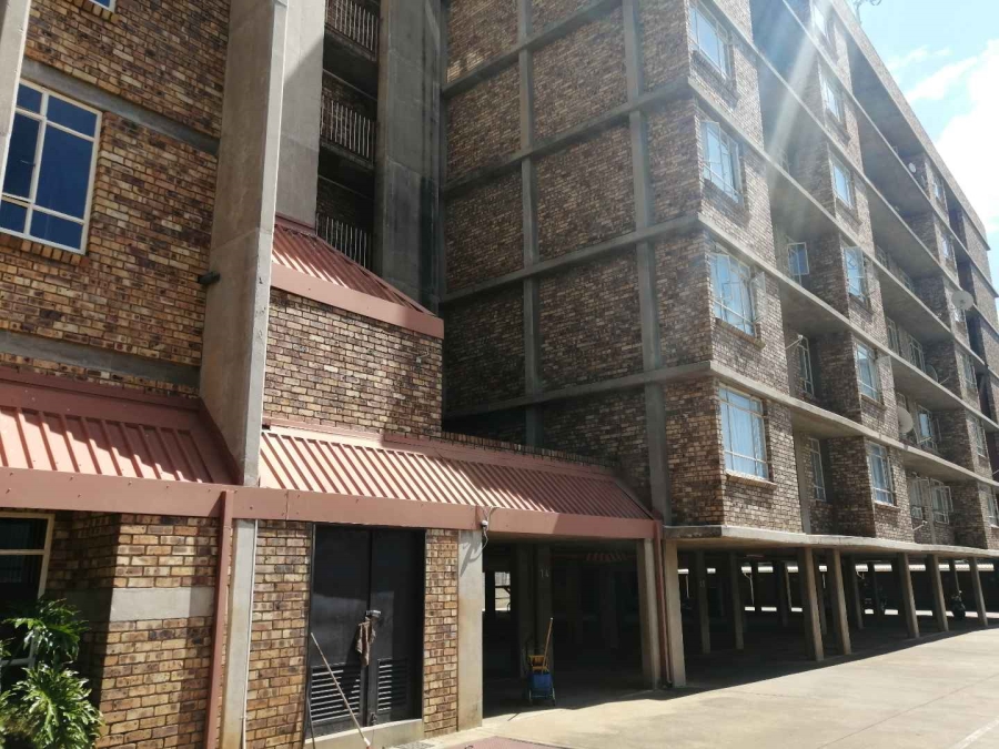 1 Bedroom Property for Sale in Hatfield Gauteng