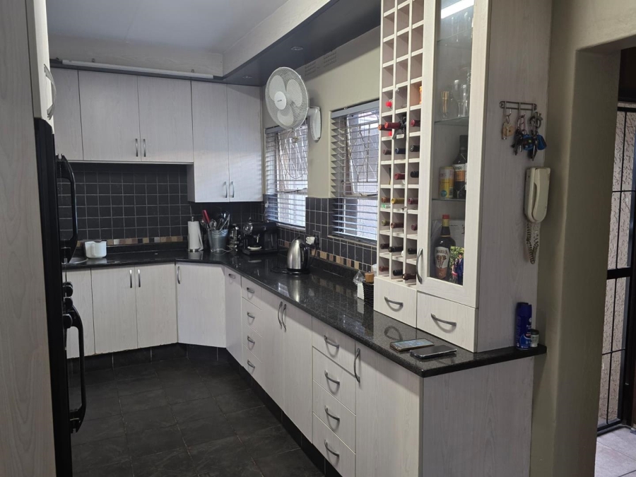 4 Bedroom Property for Sale in Esther Park Gauteng
