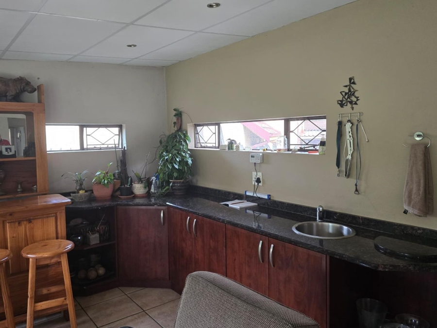4 Bedroom Property for Sale in Esther Park Gauteng