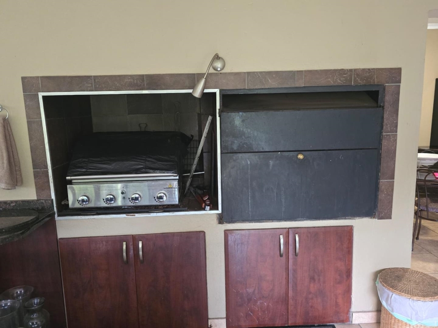 4 Bedroom Property for Sale in Esther Park Gauteng