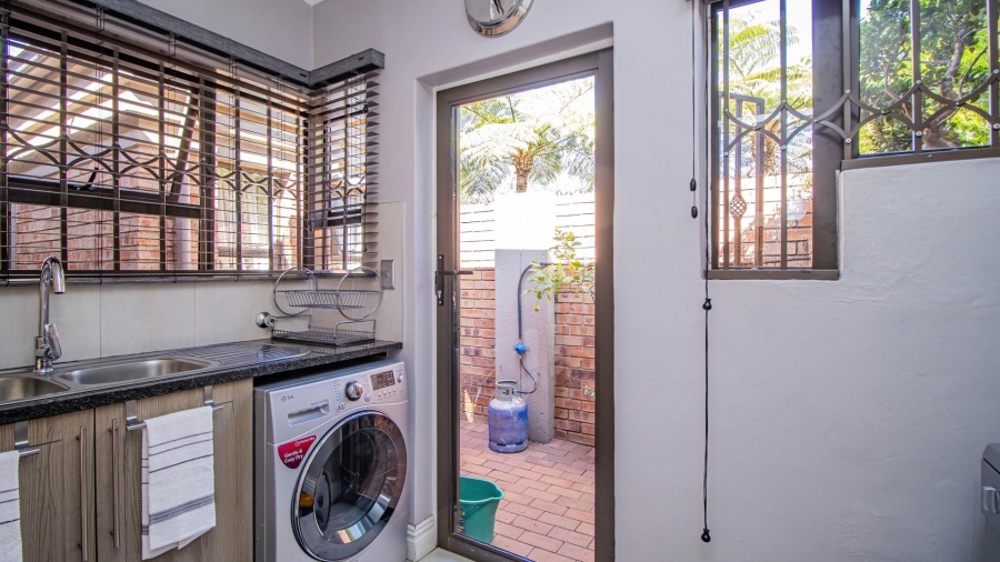 3 Bedroom Property for Sale in Beyerspark Gauteng