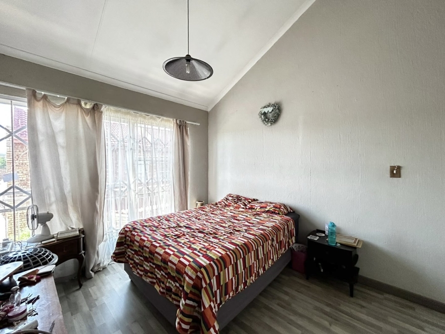 2 Bedroom Property for Sale in Pretoria North Gauteng