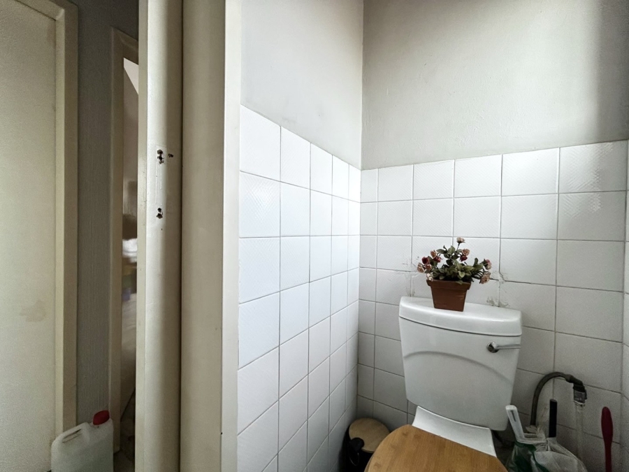 2 Bedroom Property for Sale in Pretoria North Gauteng