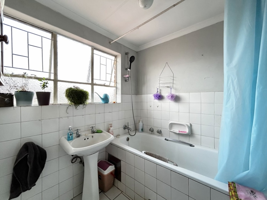 2 Bedroom Property for Sale in Pretoria North Gauteng