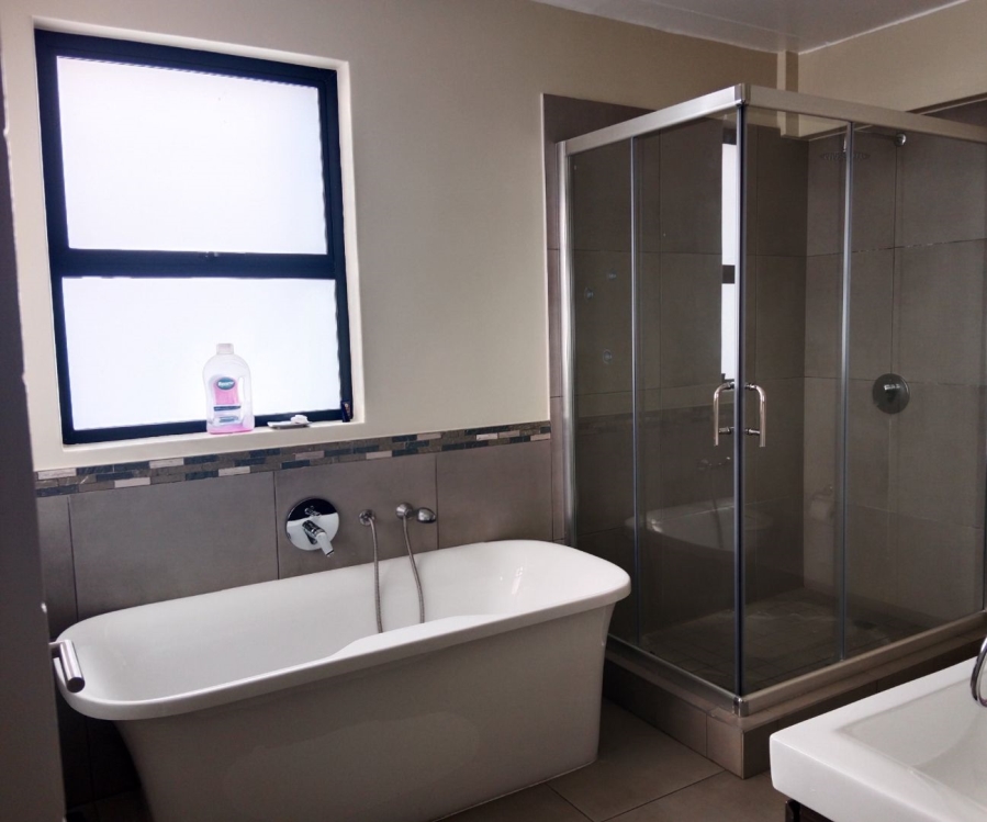 To Let 3 Bedroom Property for Rent in Bedfordview Gauteng