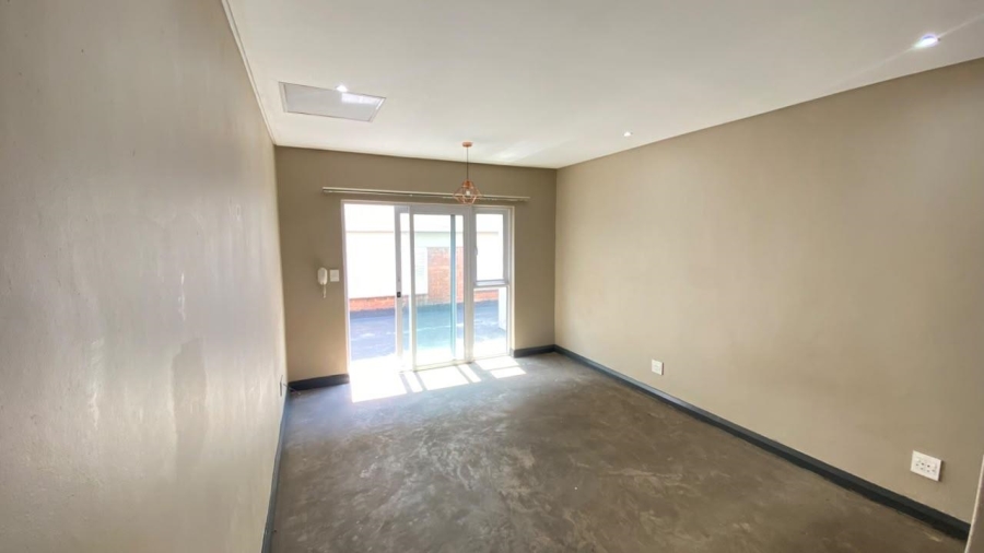 To Let 1 Bedroom Property for Rent in Jeppestown Gauteng