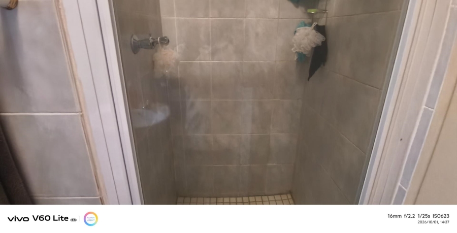 To Let 2 Bedroom Property for Rent in New Redruth Gauteng