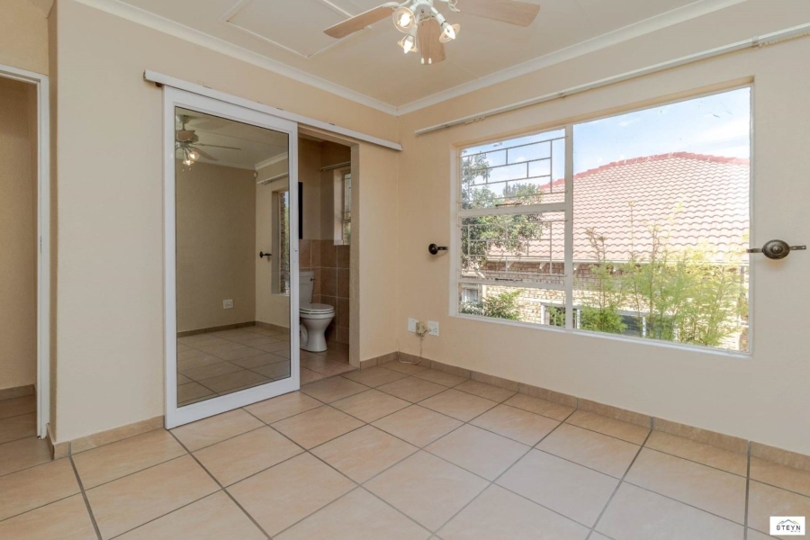 To Let 3 Bedroom Property for Rent in Wilgeheuwel Gauteng