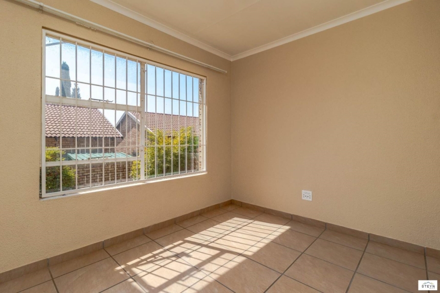 To Let 3 Bedroom Property for Rent in Wilgeheuwel Gauteng