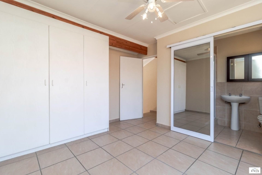 To Let 3 Bedroom Property for Rent in Wilgeheuwel Gauteng