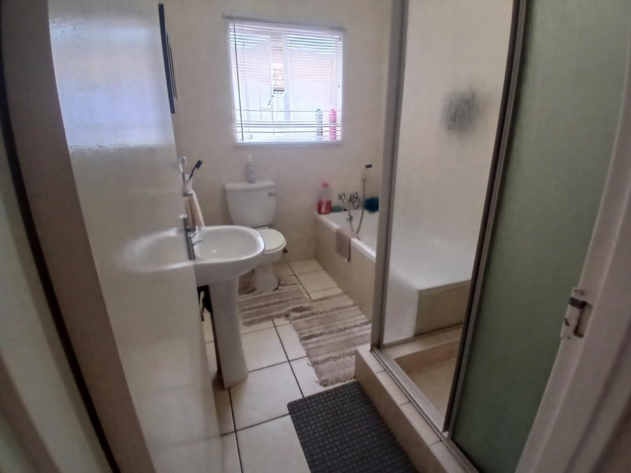 3 Bedroom Property for Sale in Terenure Gauteng