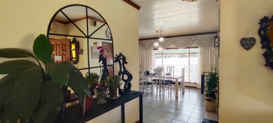 4 Bedroom Property for Sale in Brackenhurst Gauteng
