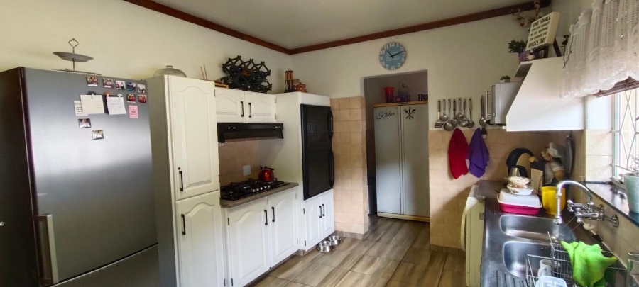 4 Bedroom Property for Sale in Brackenhurst Gauteng