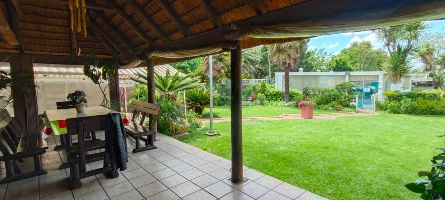 4 Bedroom Property for Sale in Brackenhurst Gauteng