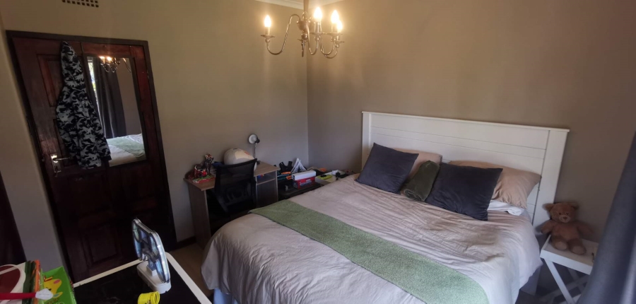 To Let 4 Bedroom Property for Rent in Brackenhurst Gauteng