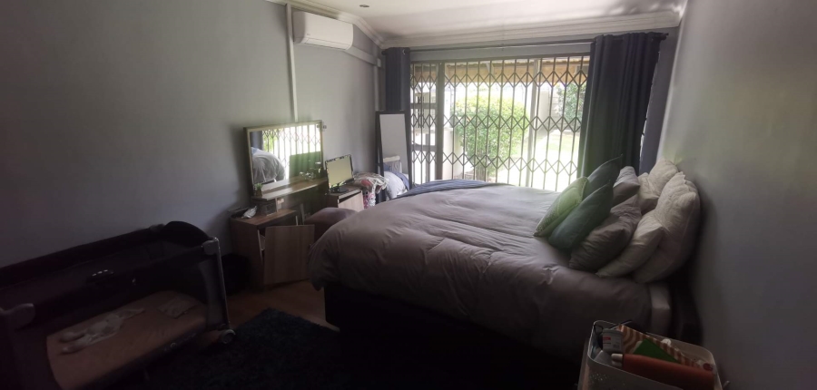 To Let 4 Bedroom Property for Rent in Brackenhurst Gauteng