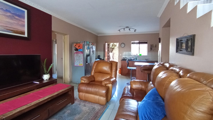 3 Bedroom Property for Sale in Heuwelsig Estate Gauteng