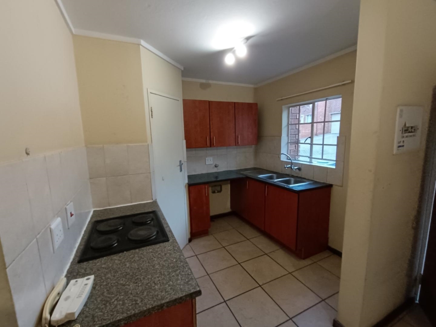 2 Bedroom Property for Sale in The Reeds Gauteng