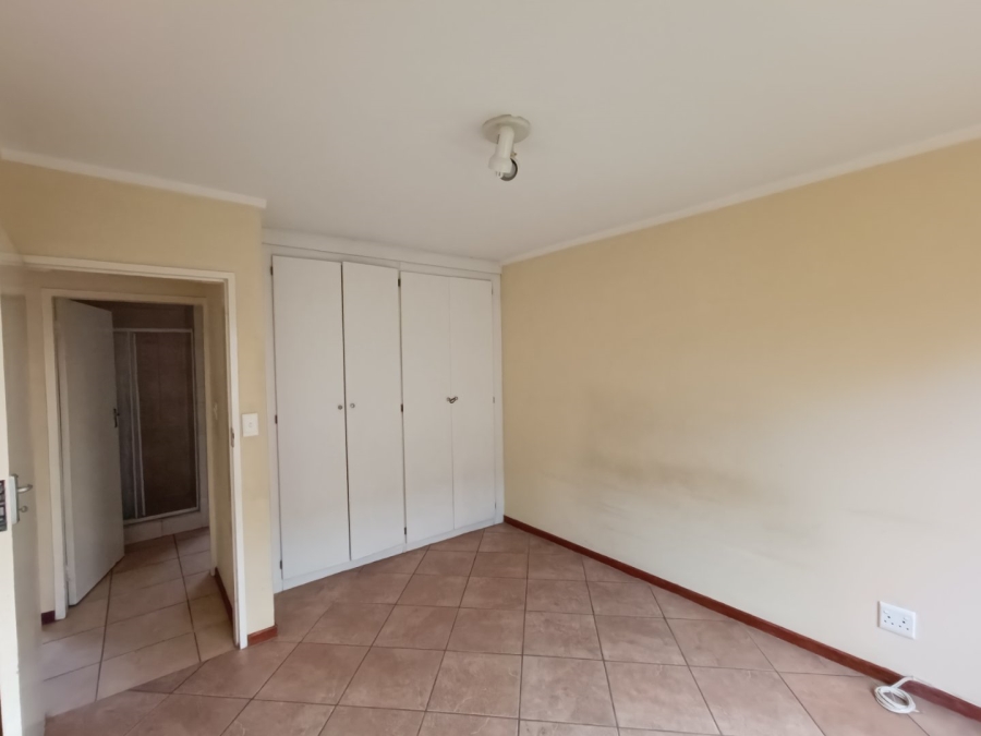 2 Bedroom Property for Sale in The Reeds Gauteng