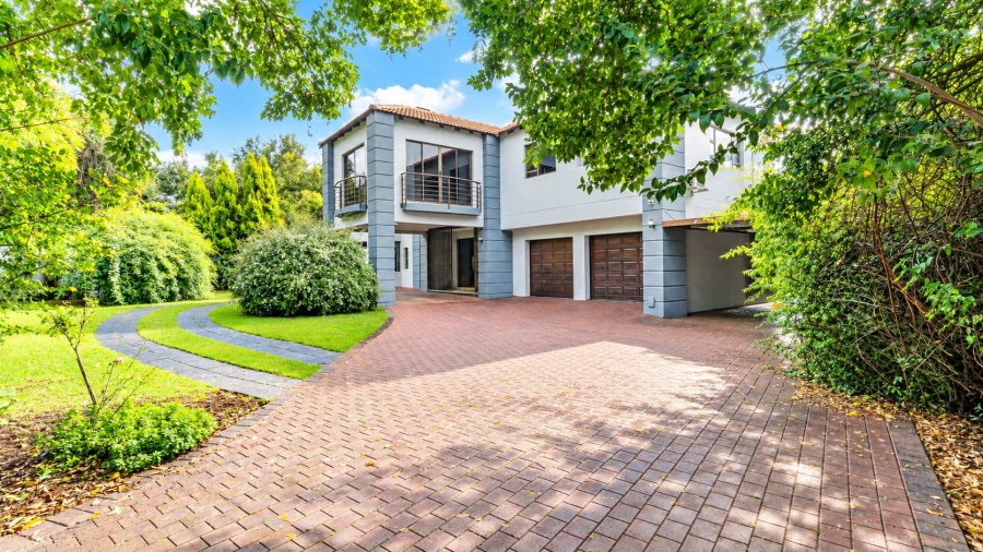 7 Bedroom Property for Sale in Bryanston Gauteng