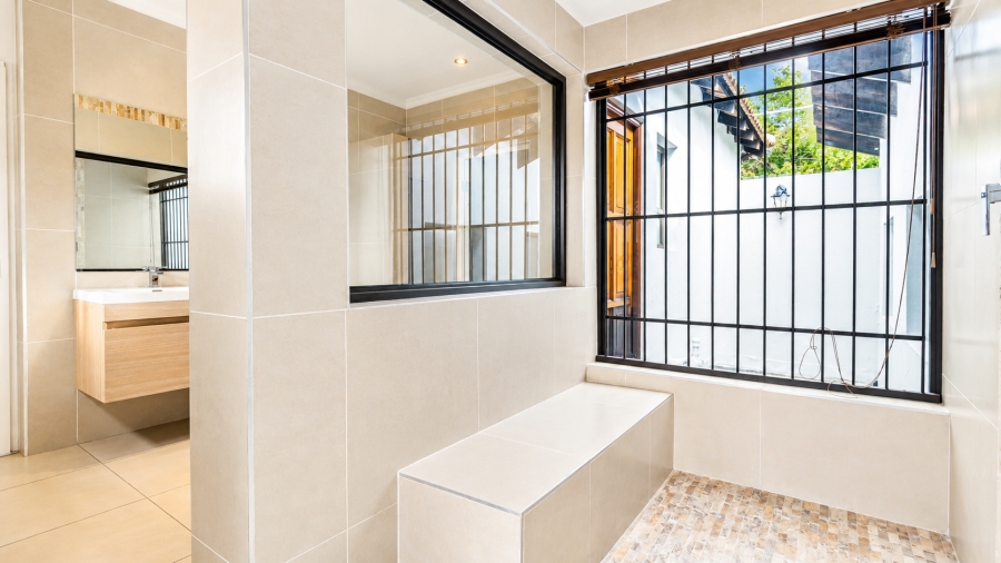 7 Bedroom Property for Sale in Bryanston Gauteng