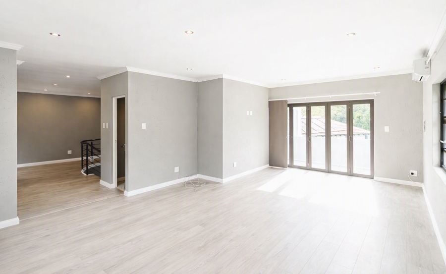 7 Bedroom Property for Sale in Bryanston Gauteng