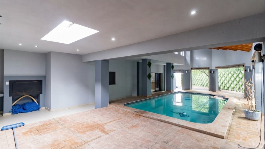 7 Bedroom Property for Sale in Bryanston Gauteng