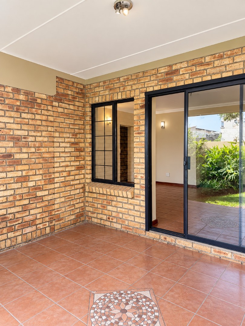 To Let 3 Bedroom Property for Rent in Fourways Gauteng