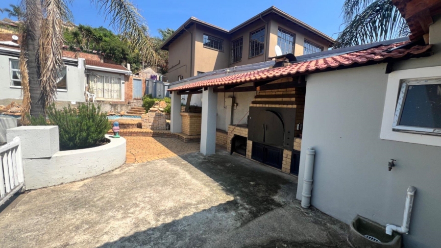 5 Bedroom Property for Sale in Bassonia Gauteng