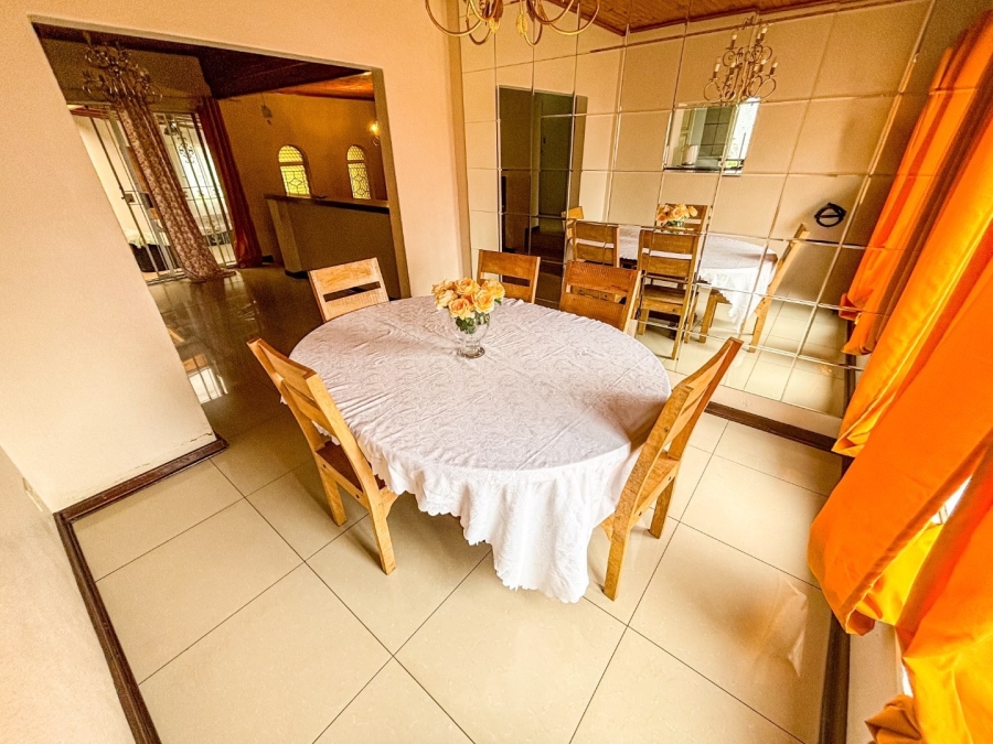 5 Bedroom Property for Sale in Bassonia Gauteng