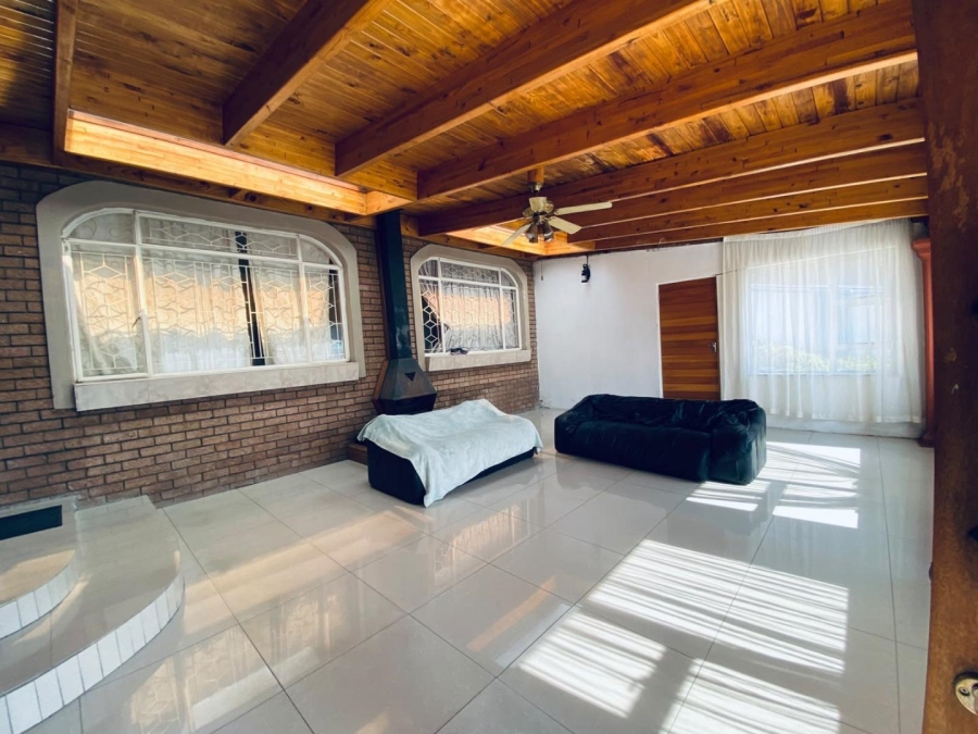 5 Bedroom Property for Sale in Bassonia Gauteng