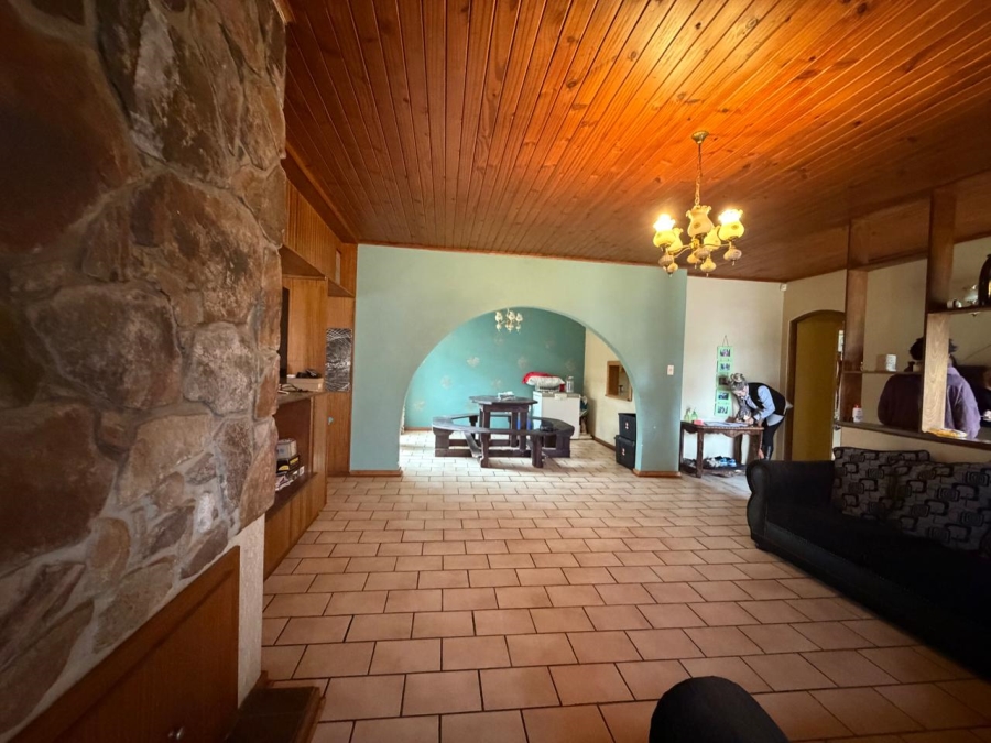 4 Bedroom Property for Sale in Risana Gauteng
